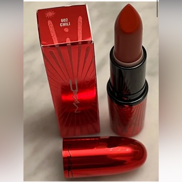 Mac lipstick 💄 602 Chili - Picture 3 of 3